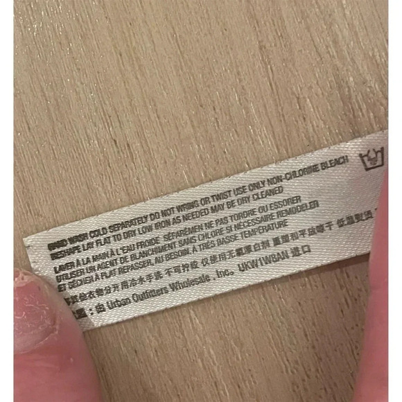 FP Beach Kai Black Cardigan Sweater crop Tank Button Detail Size S/P - Picture 8 of 10